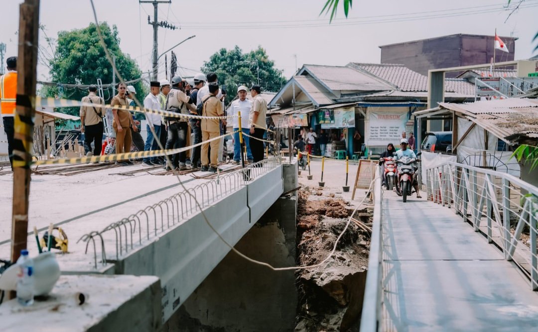 Jembatan Harmoni Wadas Ditunggu Warga, Bupati Aep Minta Pembangunan Sesuai Spesifikasi