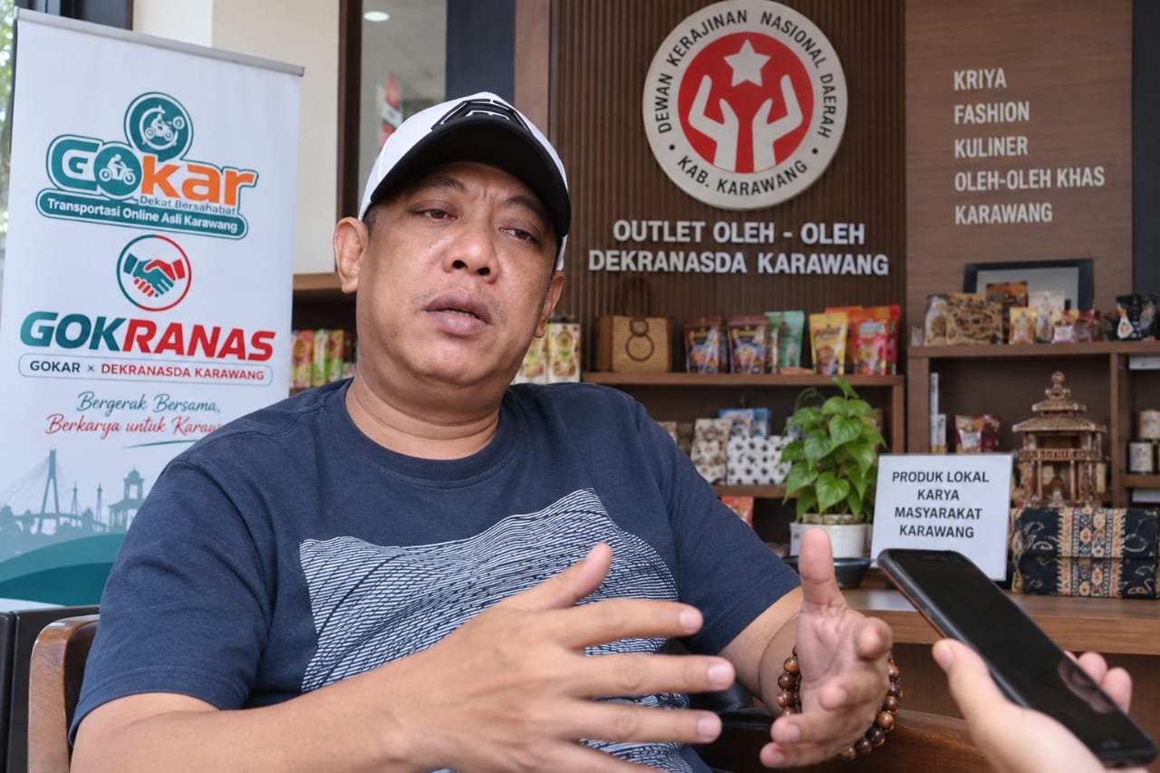 Tokoh Masyarakat Karawang Apresiasi Digitalisasi UMKM di Outlet Dekranasda